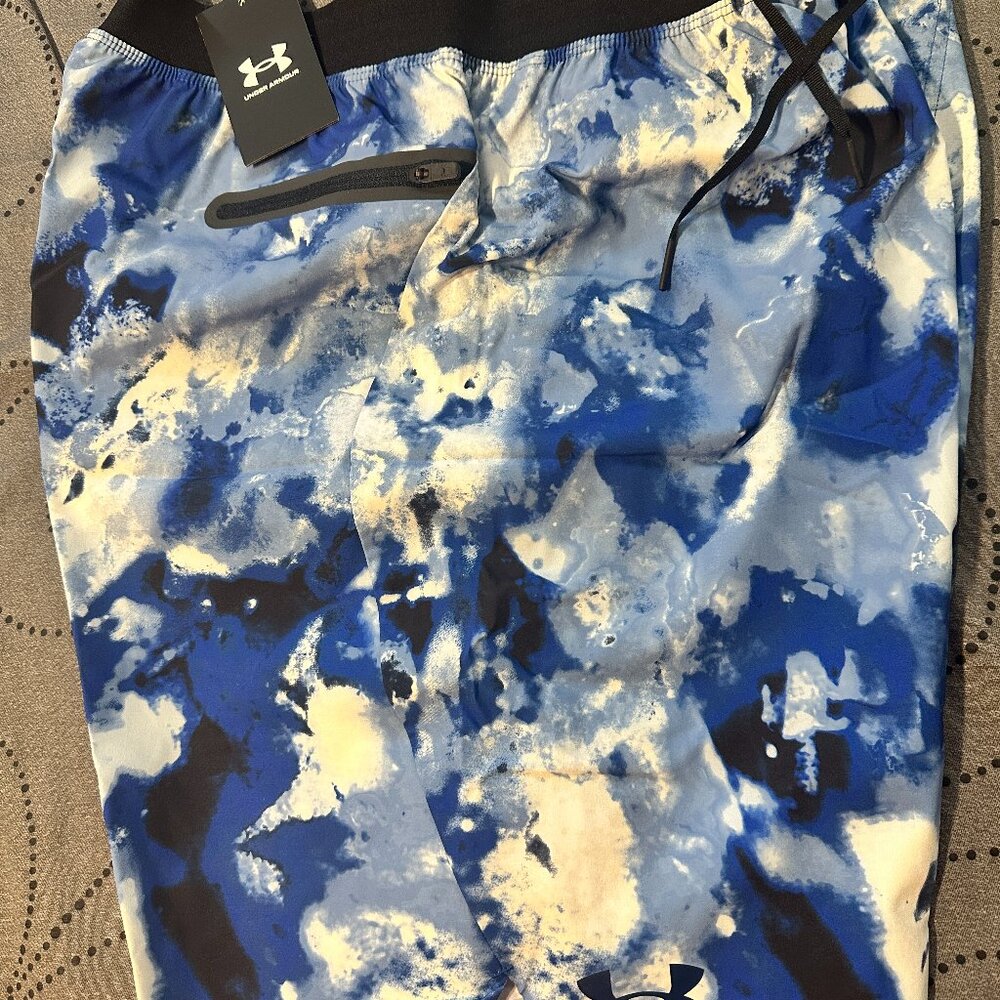 UNDER ARMOUR HYDRO BLUE'S & WHITE CAMO TECH BOARD SHORTS SIZE XL MEN NWT $70.00